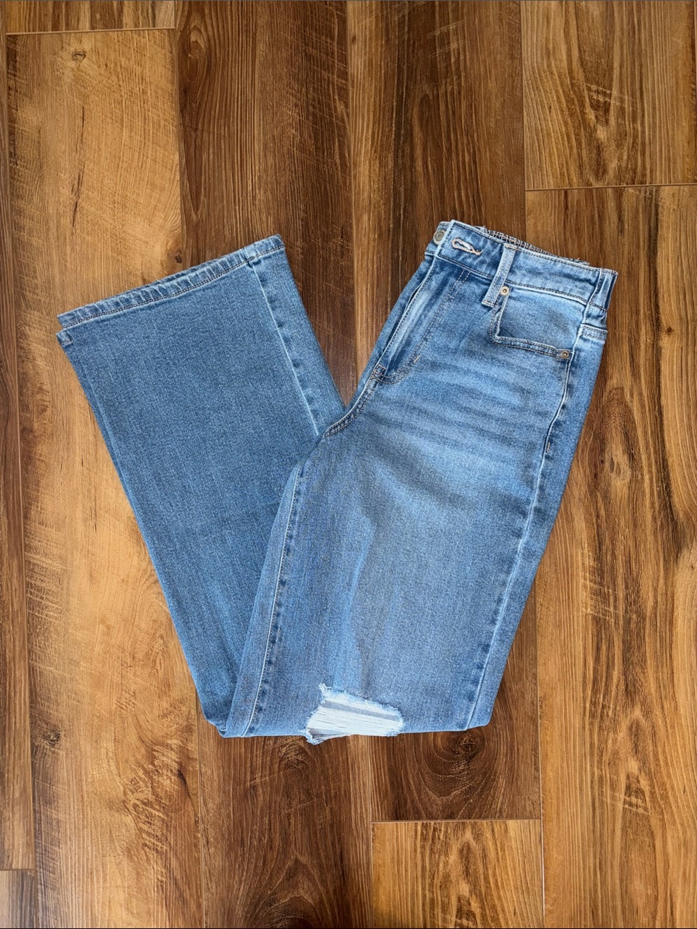 No Boundaries High Rise Distressed Baggy Wide Leg Jeans